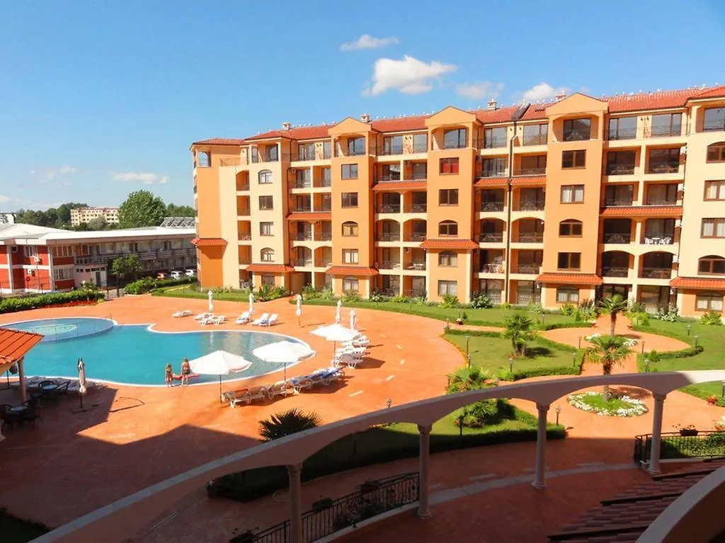 סאני ביץ' Menada Diamant Apartments