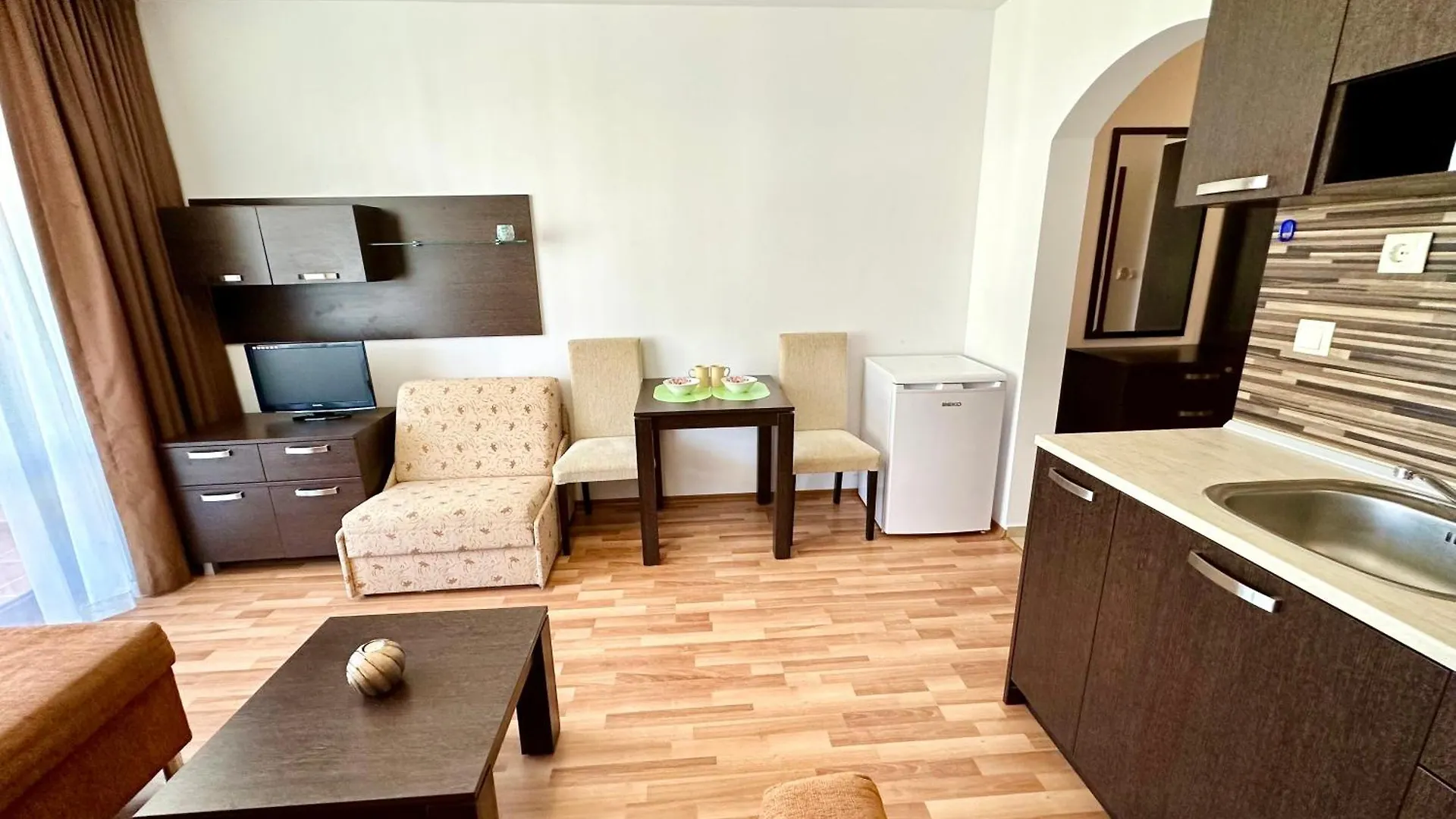 Menada Diamant Apartments Sunny Beach