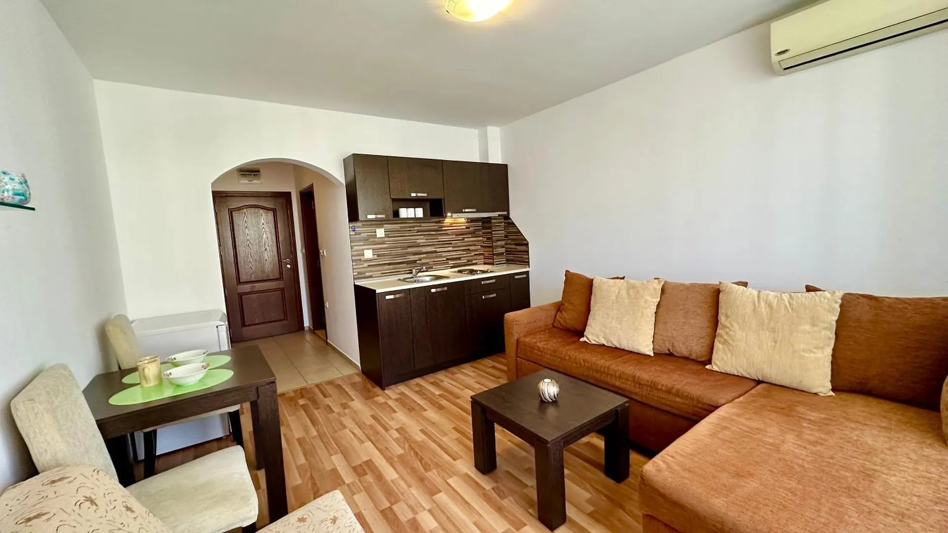 Menada Diamant Apartments Sunny Beach 0*,